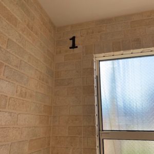 4C327B24-E823-48E0-AF0D-E31C2B3979A5